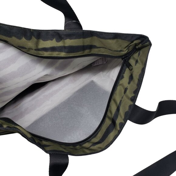 Pink Victoria's Secret Zippered Tote Bag - Picture 5 of 6